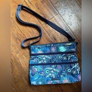 NWOT Sakroots Coastal Ocean Crossbody Purse